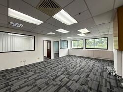 Balmoral Plaza (D10), Office #581735381